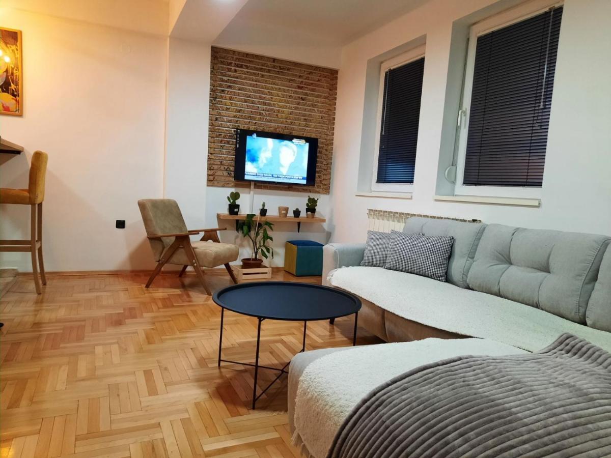 Petar'S Apartment Скопье Экстерьер фото