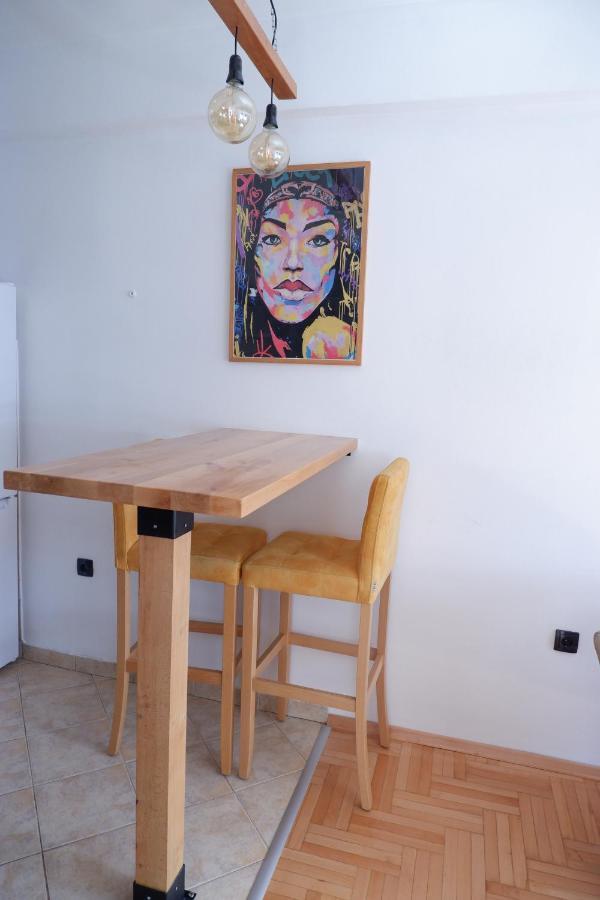 Petar'S Apartment Скопье Экстерьер фото